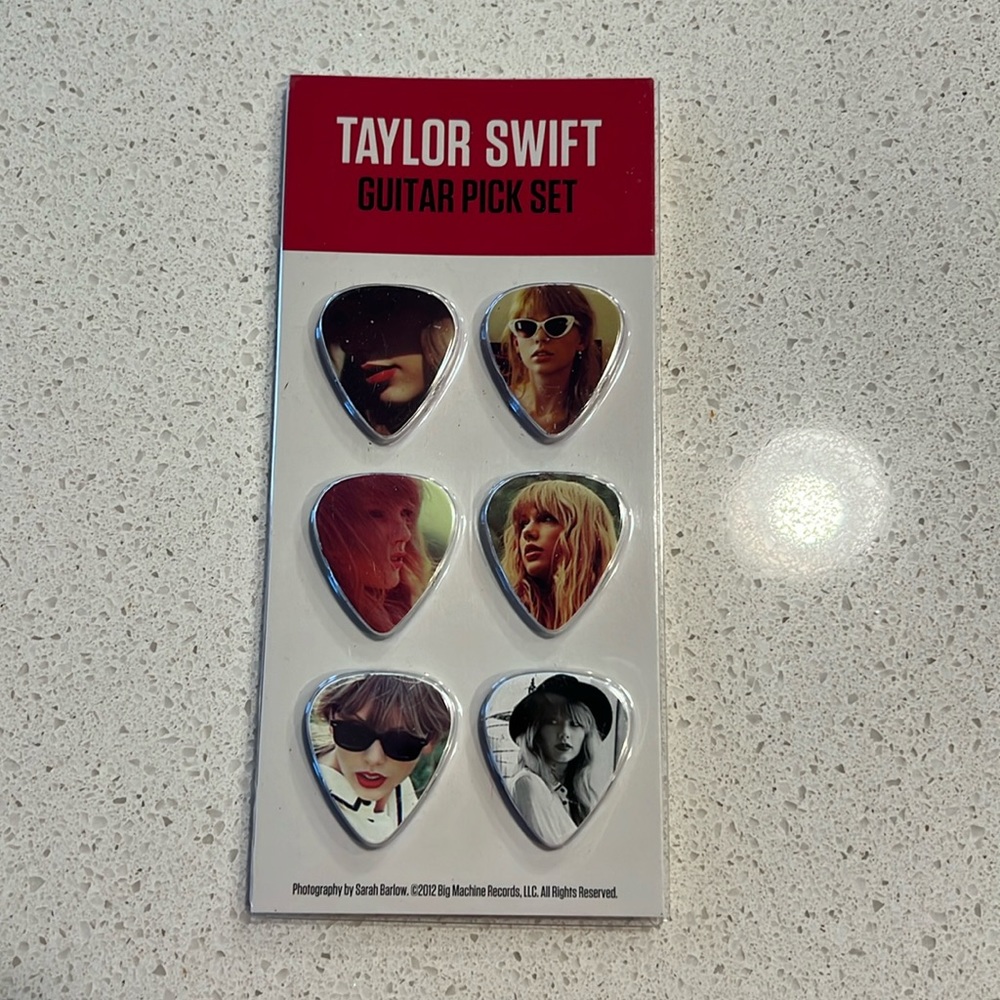Taylor Swift Guitar Picks - Red Tour